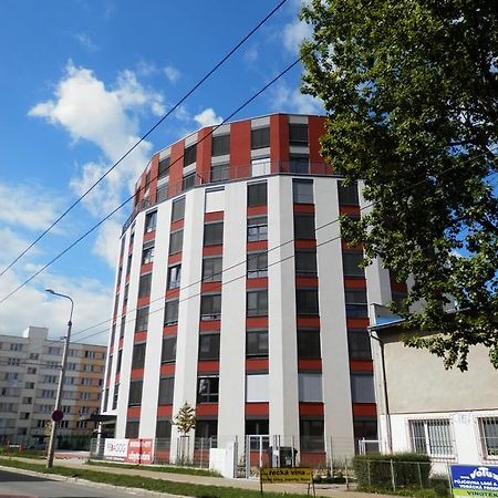 Ubytovací zařízení Koleje Pedagog Ceske Budejovice Exterior foto